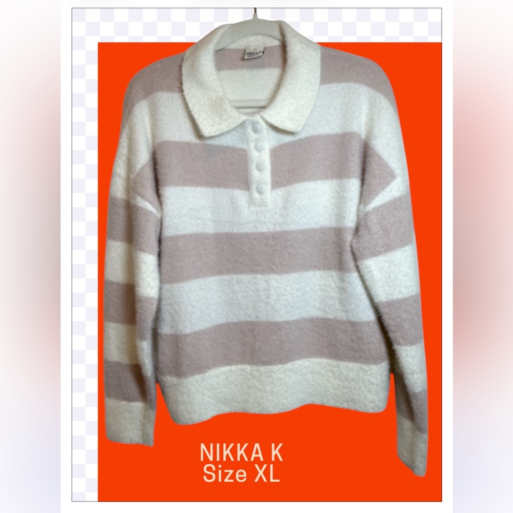 NEW NIKKA K Cozy Striped Brown and Cream Sweater
With Buttons Size XL.
